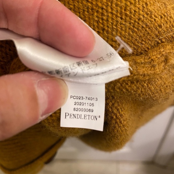 PENDELTON WASHABLE 100% SHETLAND WOOL BOYFRIEND CARDIGAN SWEATER MEDIUM EUC - Picture 11 of 16